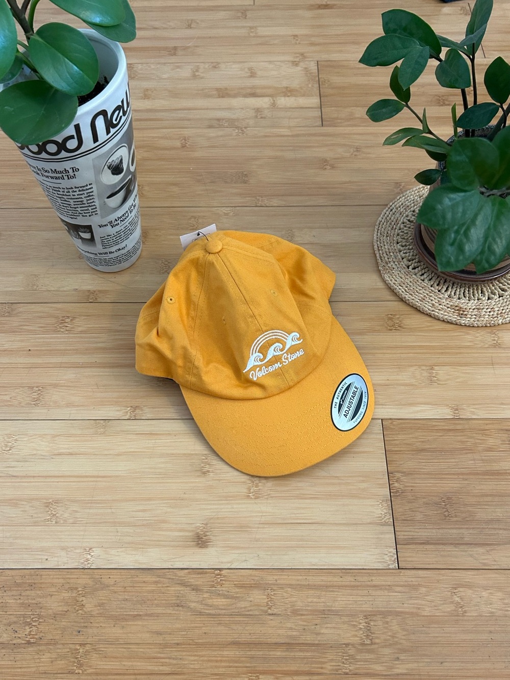 NWT Volcom Stone Hat